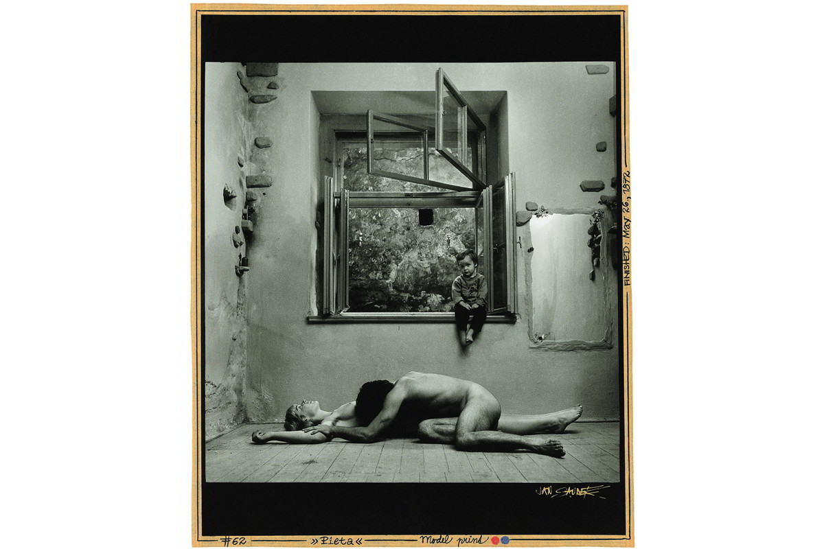 Jan Saudek: Pieta / F22.cz