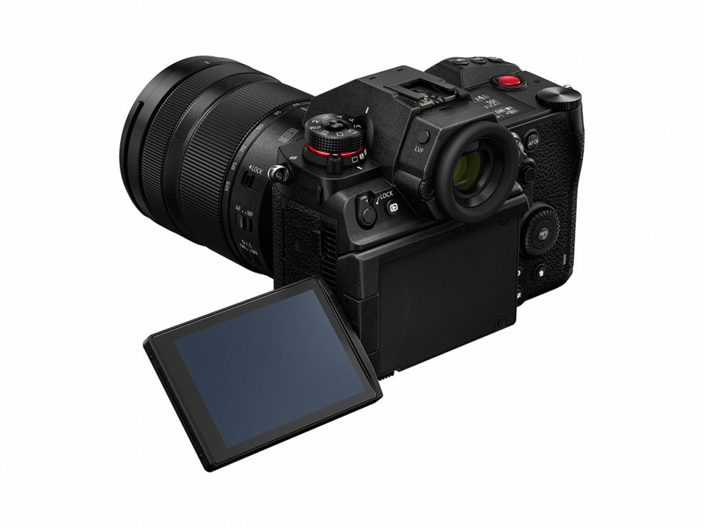 Panasonic představil filmovou full-frame bezzrcadlovku Lumix S1H a objektiv Lumix S PRO 24-70mm